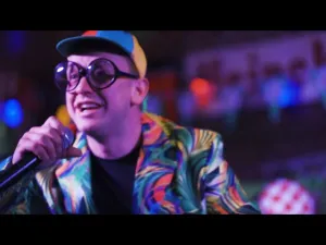 thumbnail_6gsTVD3xdwg