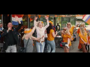 Thumbnail John Medley - Oh Oh Oranje - John Medley