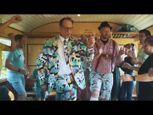 Thumbnail Wilfried Wildschwein - De Polonaise Trein - Wilfried Wildschwein