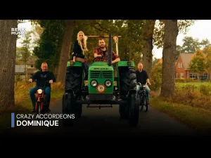 Thumbnail Crazy Accordeons - Dominique - Crazy Accordeons