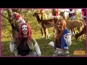 Thumbnail Gemaskerde Snollies - ALPACA - Gemaskerde Snollies